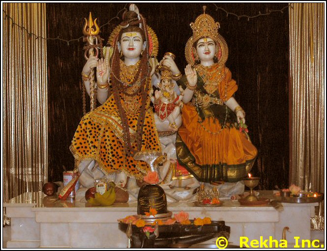shiva parvati ganesh rajdhani mandir image © VAIndia.us