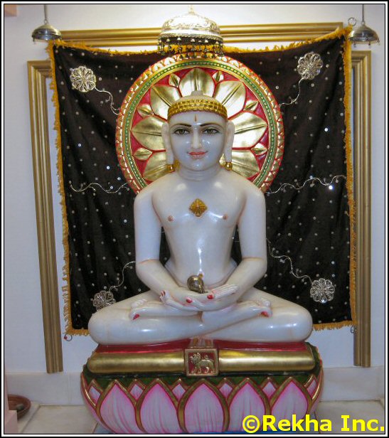 mahavir at rajdhani mandir image © VAIndia.us