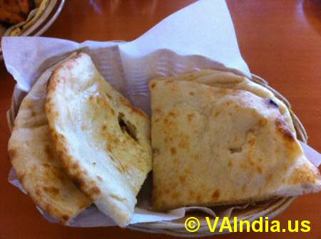 Rasoi of India Naan Bread © VAIndia.us